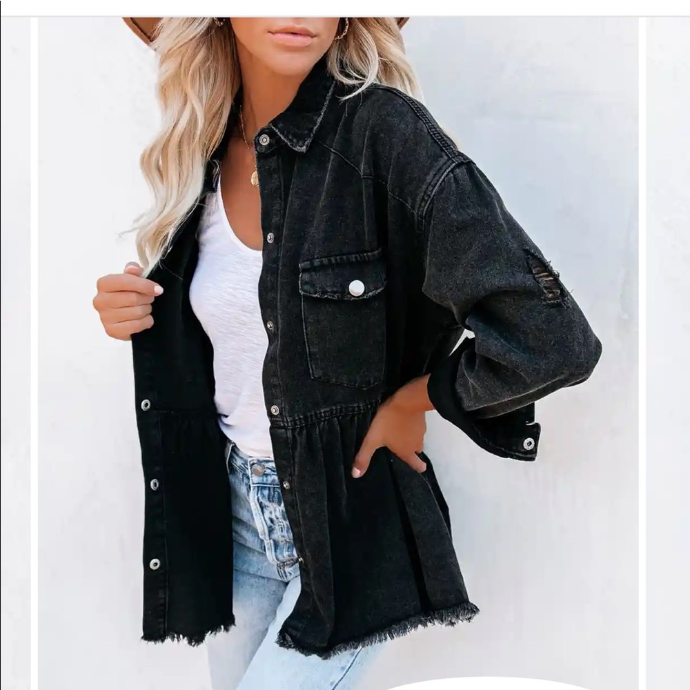 VICI distressed black jean jacket - M